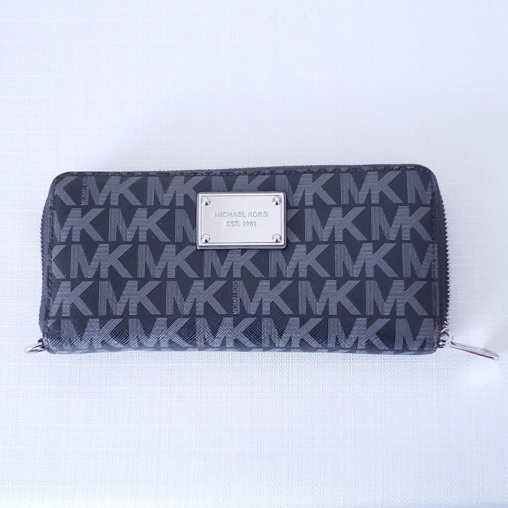 Michael Kors Gray Signature Logo Zip Around Clutch Wristlet